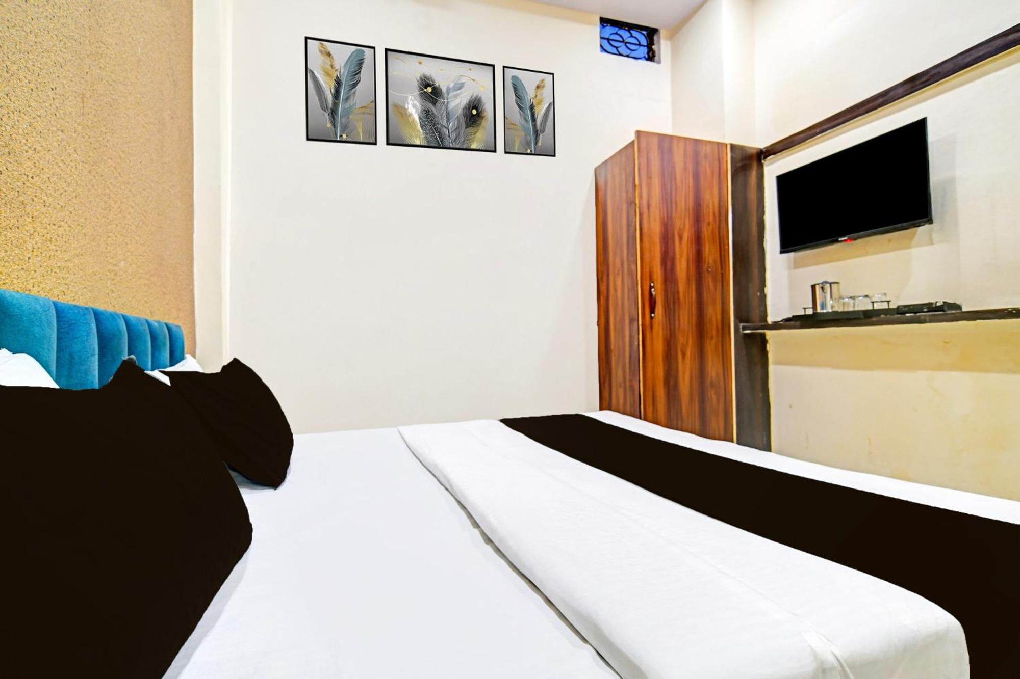 Super Hotel O Hanuman Naka Ujjain Formerly Krishna Palace Bagian luar foto