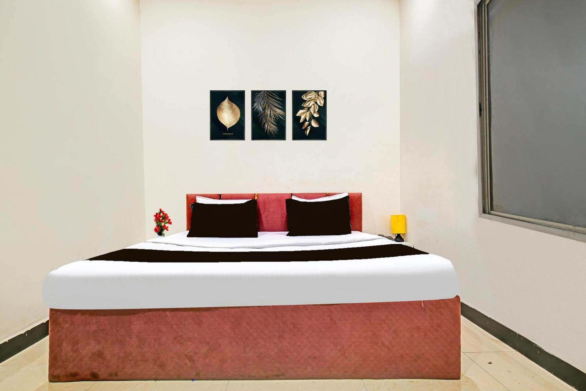 Super Hotel O Hanuman Naka Ujjain Formerly Krishna Palace Bagian luar foto