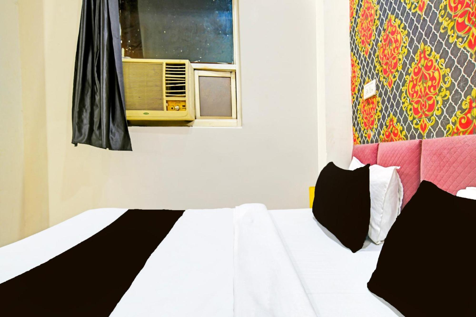 Super Hotel O Hanuman Naka Ujjain Formerly Krishna Palace Bagian luar foto